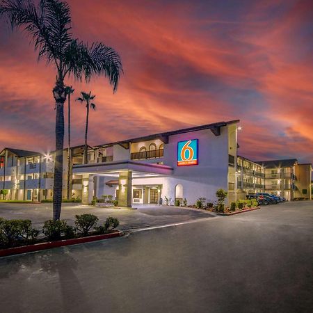 Motel 6 Ontario Ca Convention Center Airport Екстериор снимка