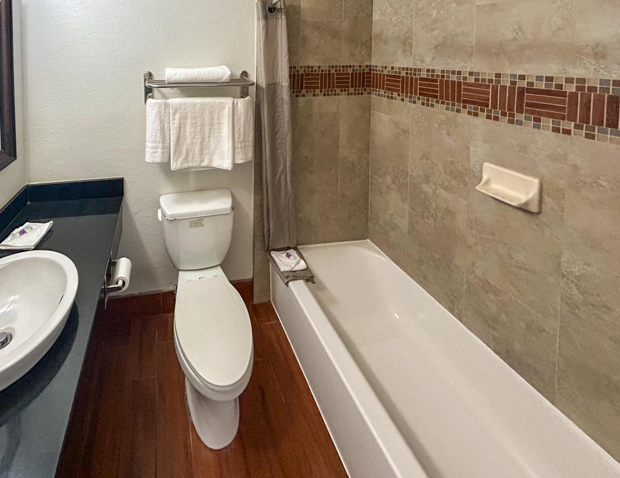 Motel 6 Ontario Ca Convention Center Airport Екстериор снимка